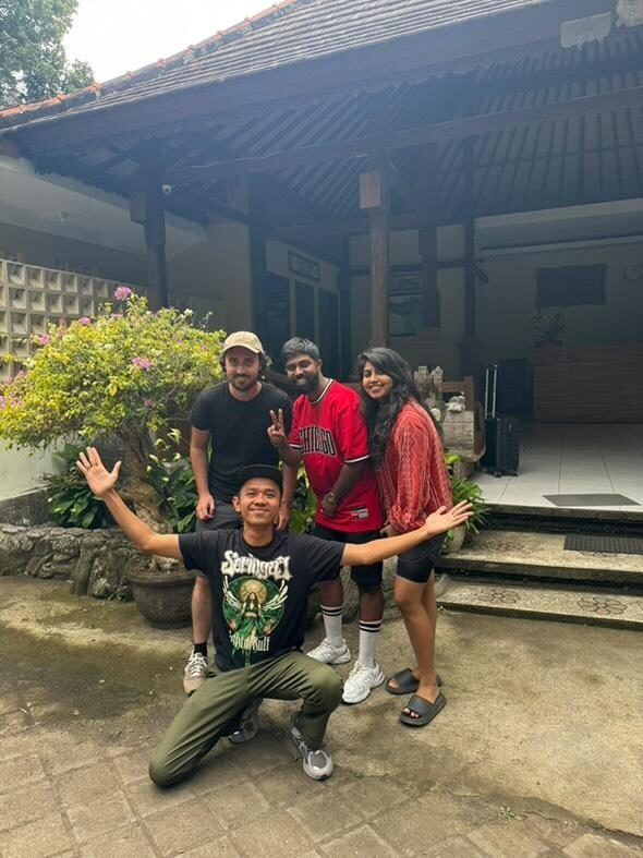 Batuh with guests in Bali, photo 23 of 32