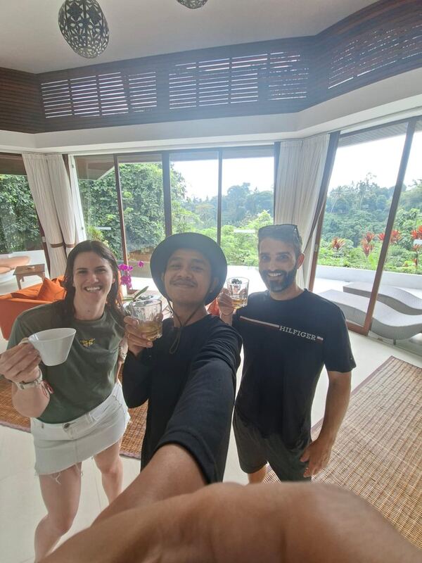 Batuh with guests in Bali, photo 29 of 32